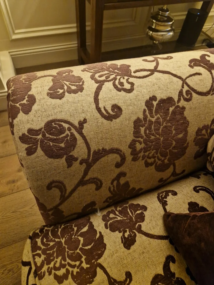 Sofa - Image 4