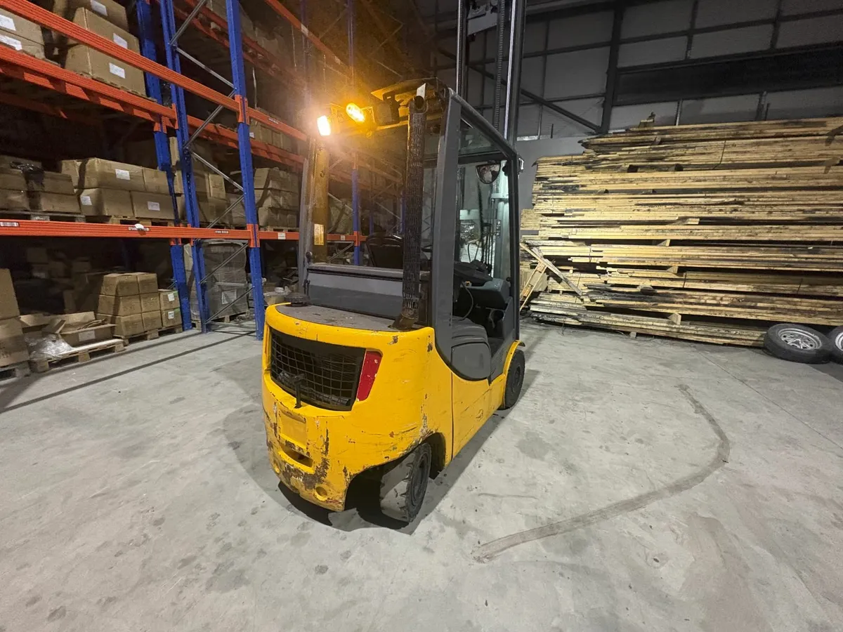 Jungheinrich 2 ton diesel forklift - Image 3