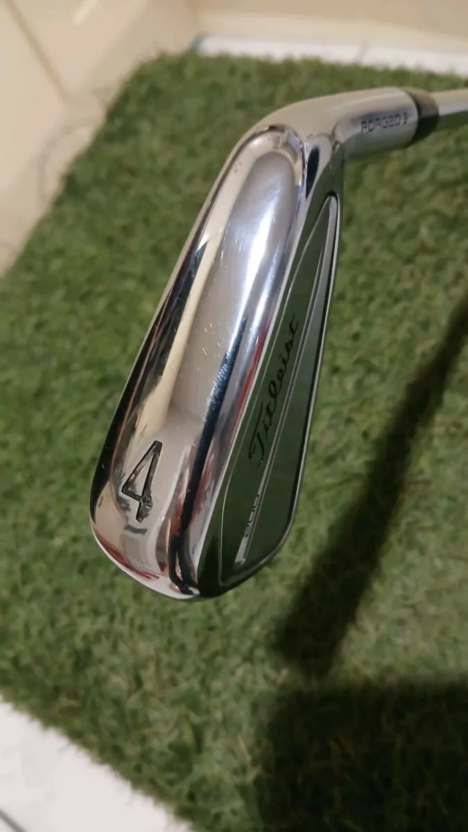 Titleist T200 3rd Generation 4 Iron - Image 4