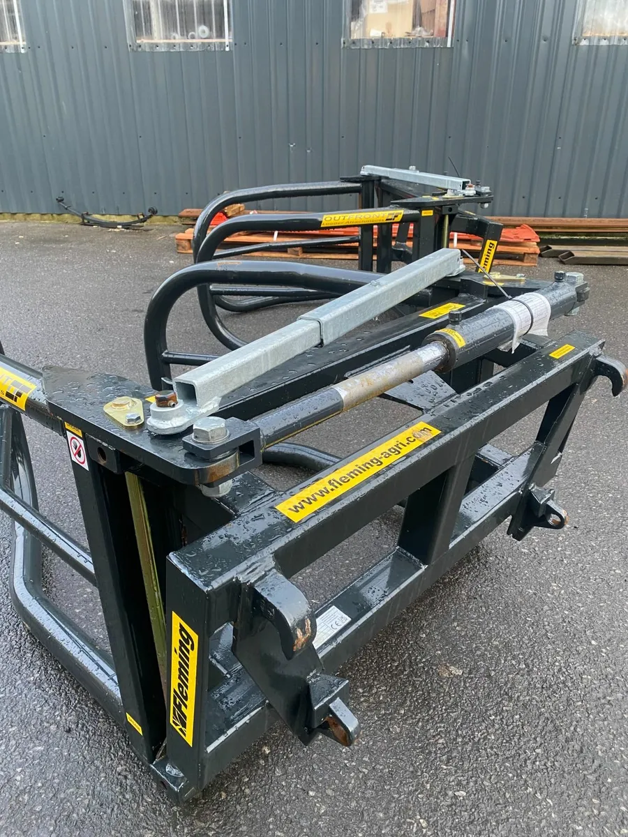 Fleming soft - hands Bale Grab - Image 4