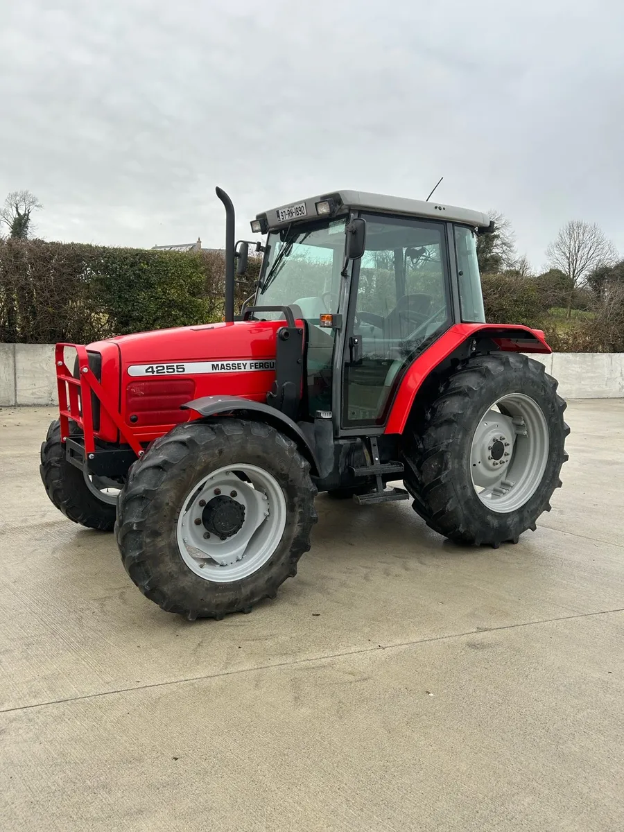 Massey Ferguson 4255 - Image 2