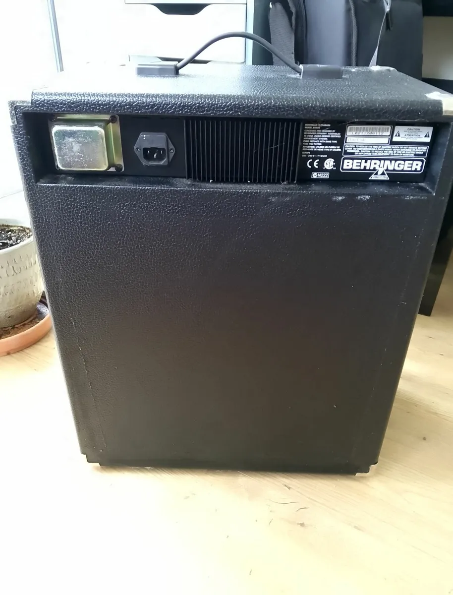 Behringer BX600 Bass Amp - Image 2