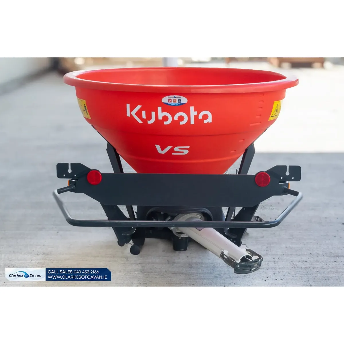 New Kubota VS220 Fertiliser Spreader - Image 3