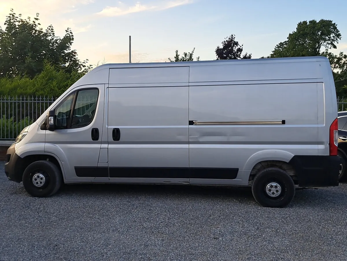 Citroen Relay L3 H2 Panel Van Professional Model 2 - Image 3