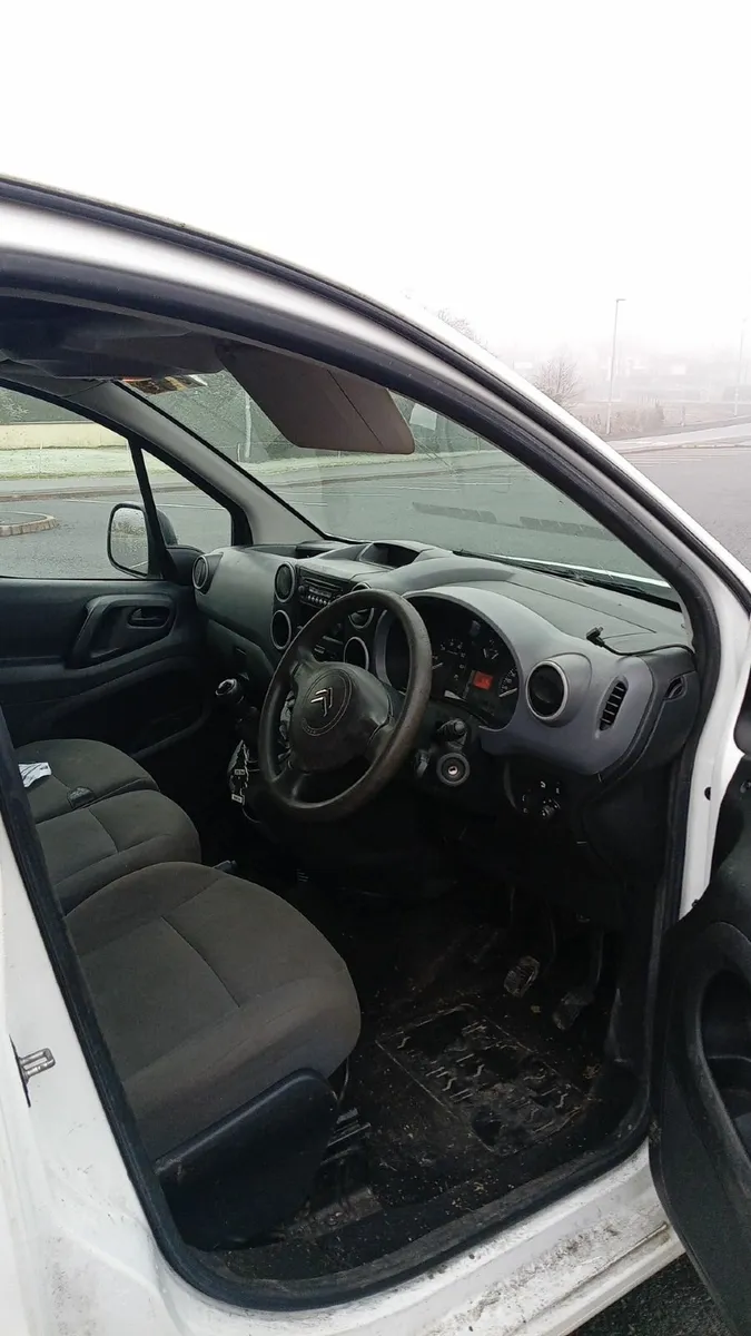 Citroen Berlingo 2015 - Image 2