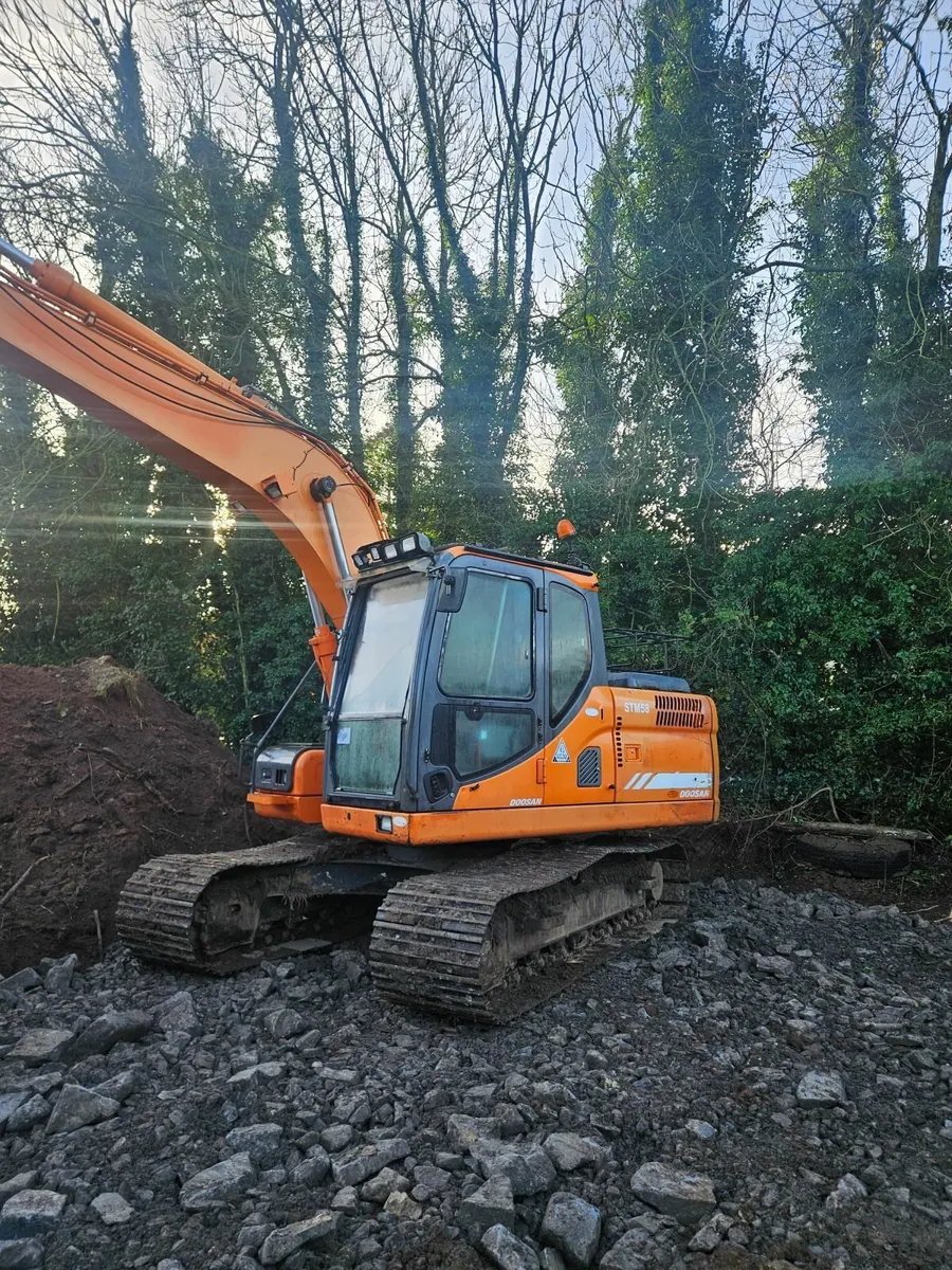 Doosan 140 - Image 1
