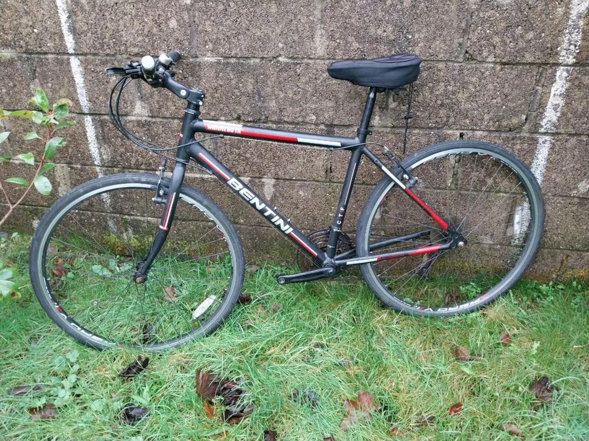 Commuter Hybrid Bike - Image 3