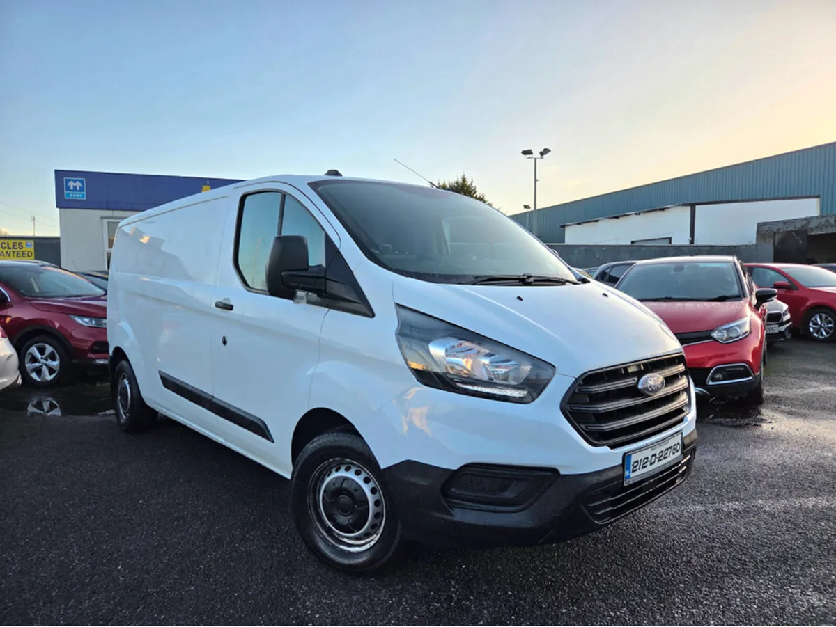 Ford Transit Custom LWB 2.0 T ** 1 OWNER IRISH VEH - Image 3