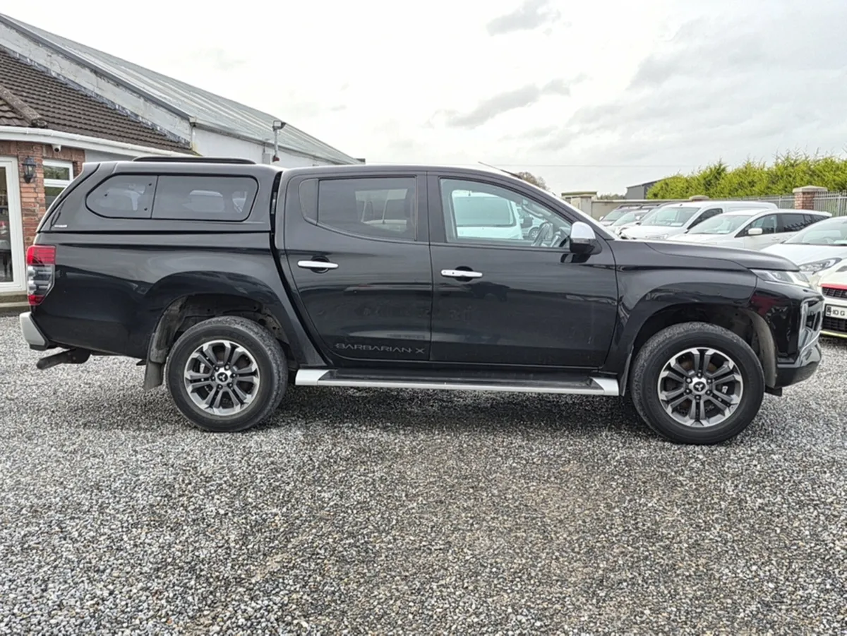 Mitsubishi L200 Barbarian X Model Automatic  4 whe - Image 4