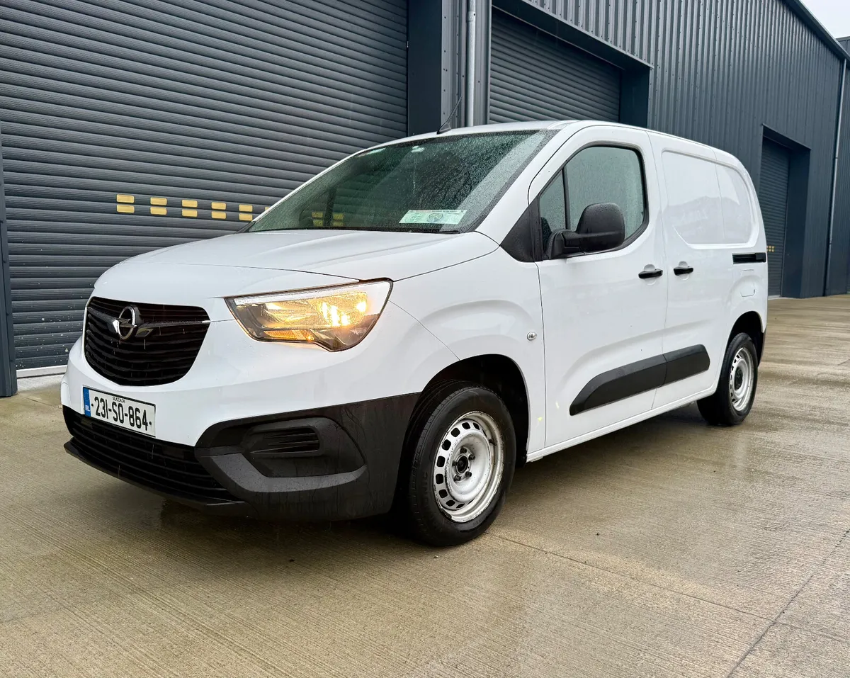 Opel Combo 2023 - Image 1