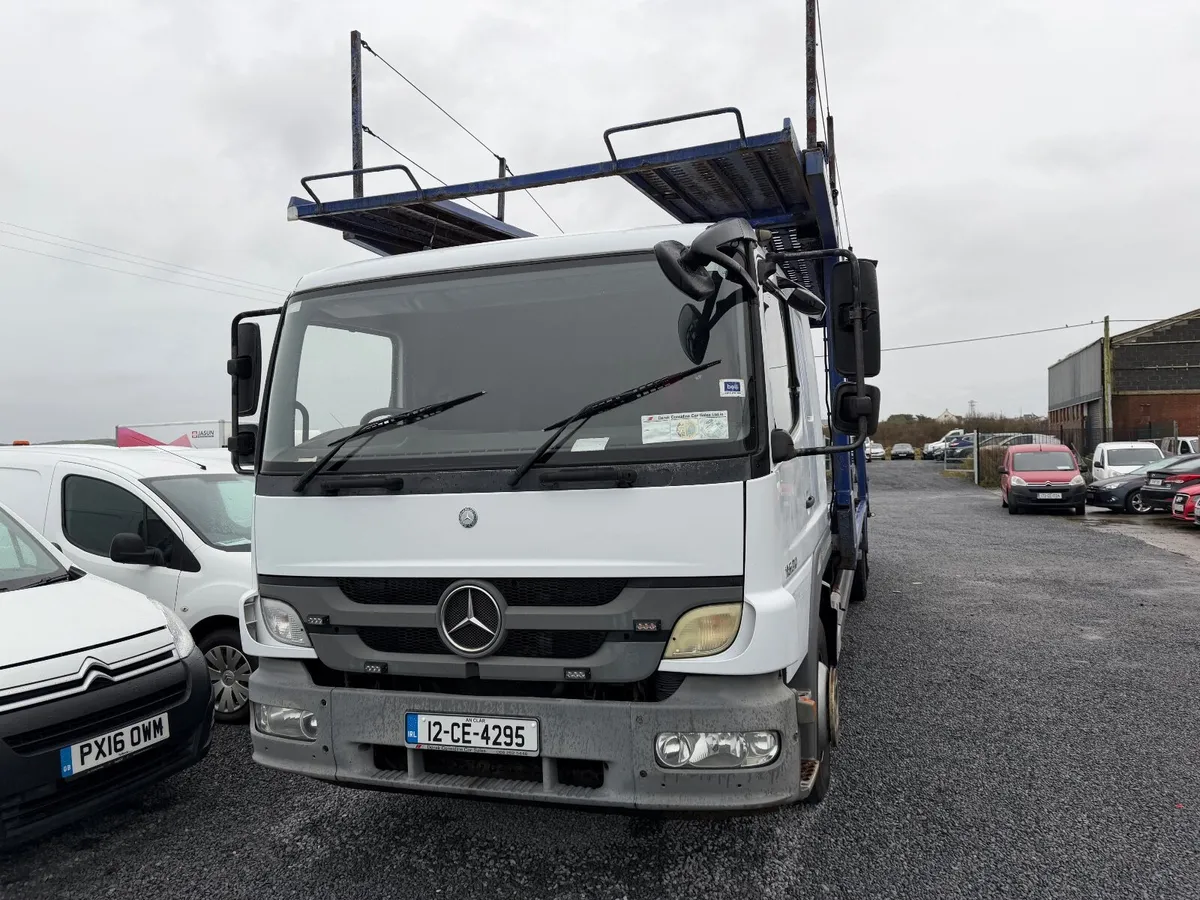 Mercedes-Benz 3 Car Transporter - Image 2
