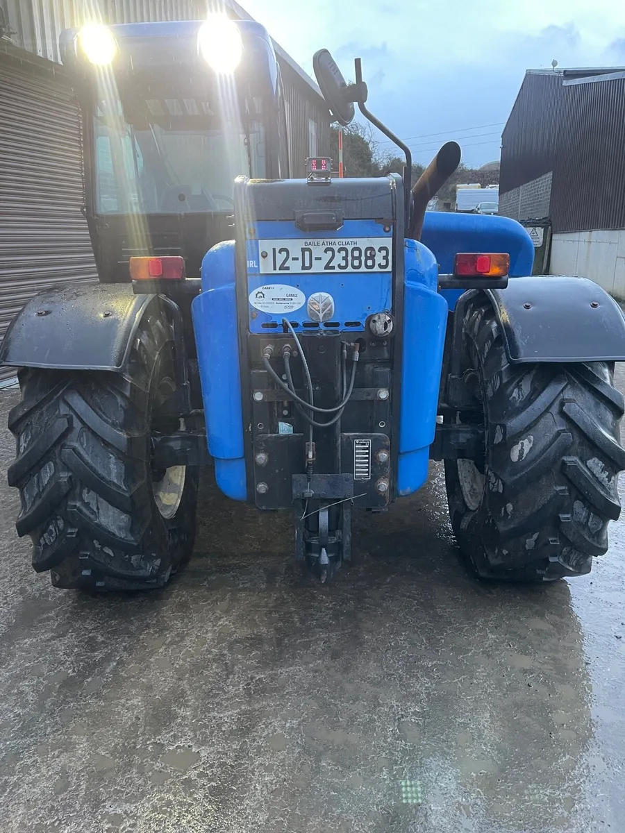 2012 New Holland LM5040 Teleporter - Image 4