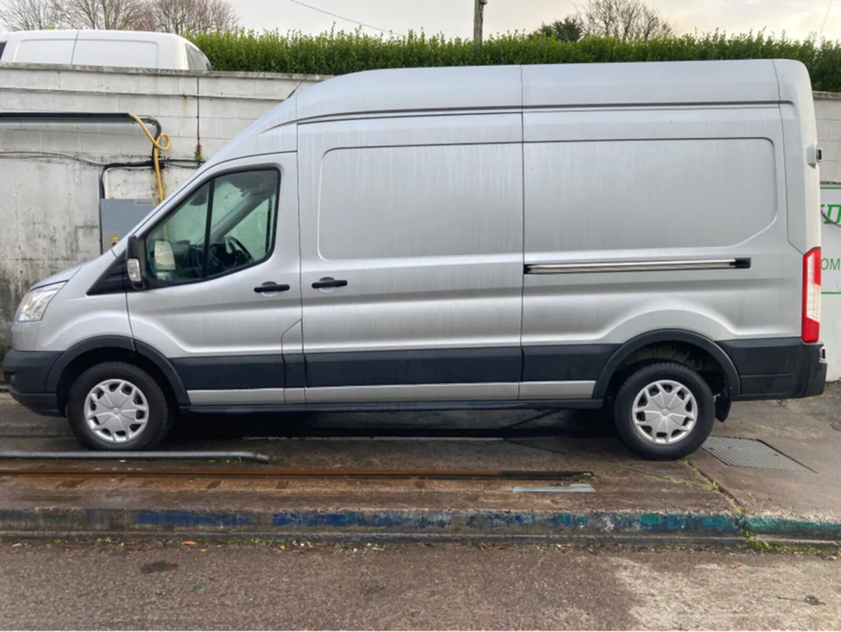 Ford Transit 350L TREND 2.0 130PS F FWD 3DR - Image 4
