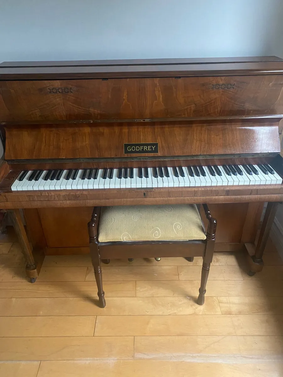 Godfrey Piano - walnut wood - Image 1