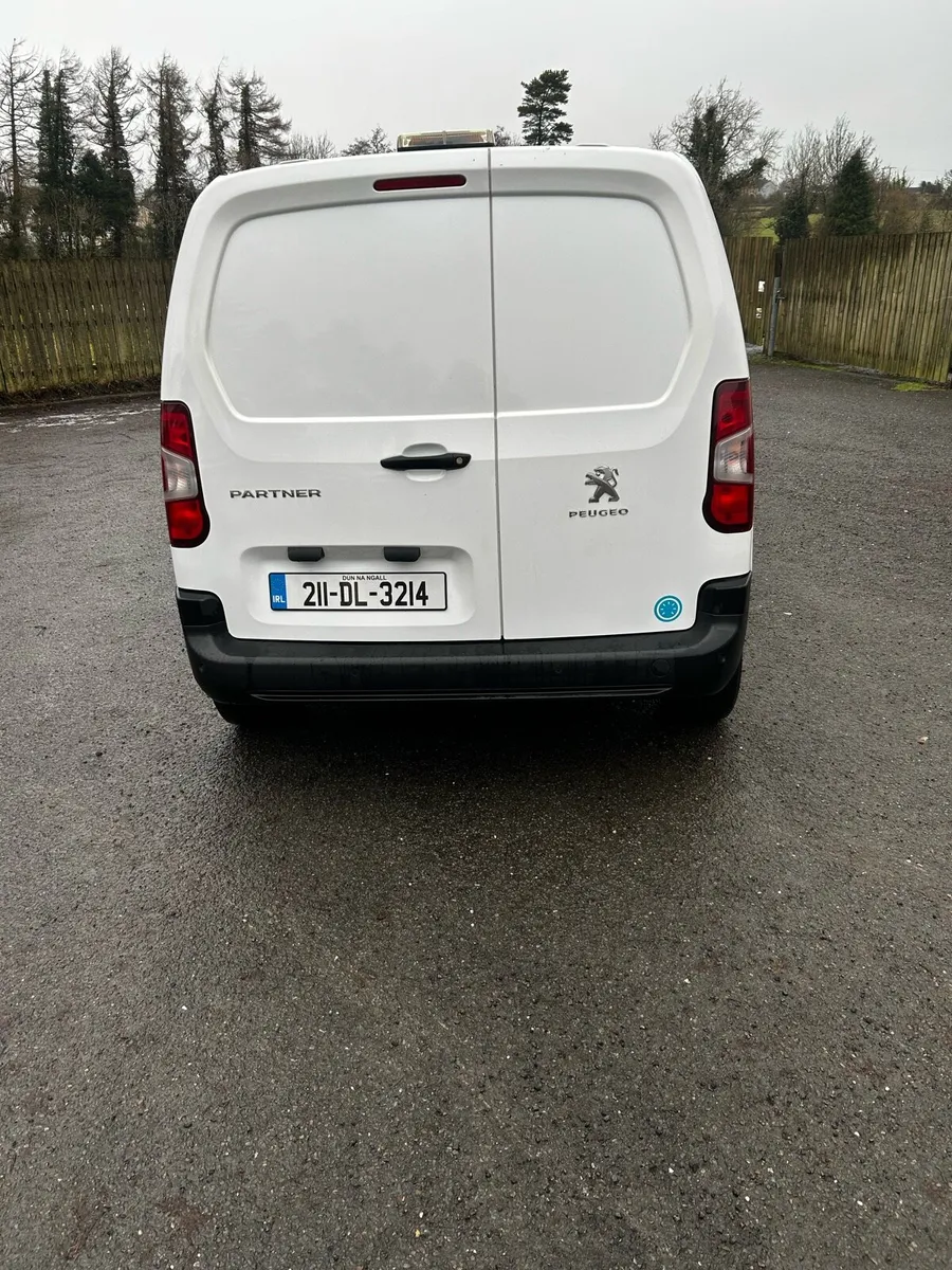 211 Peugeot Partner NO VAT - Image 4