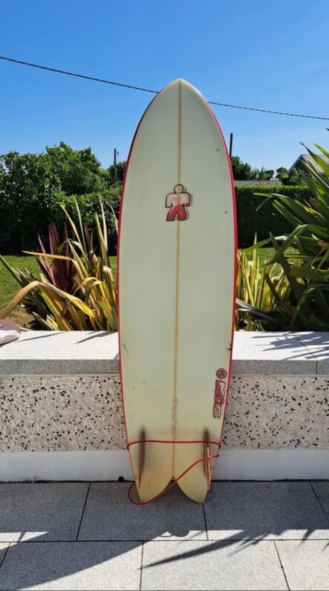 Surfboard - Image 1