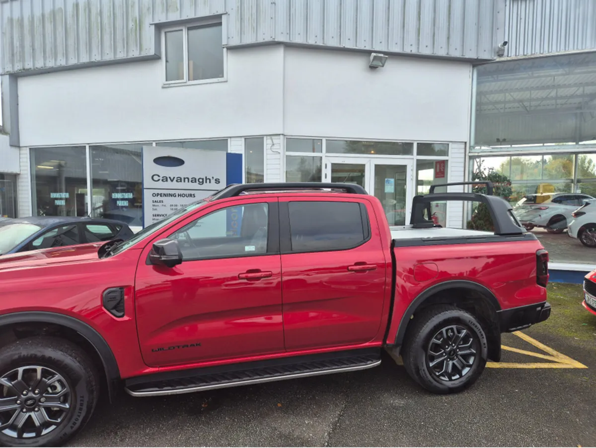 Ford Ranger WILDTRAK 3.0L TD ECOBLUE V6 24 - Image 3