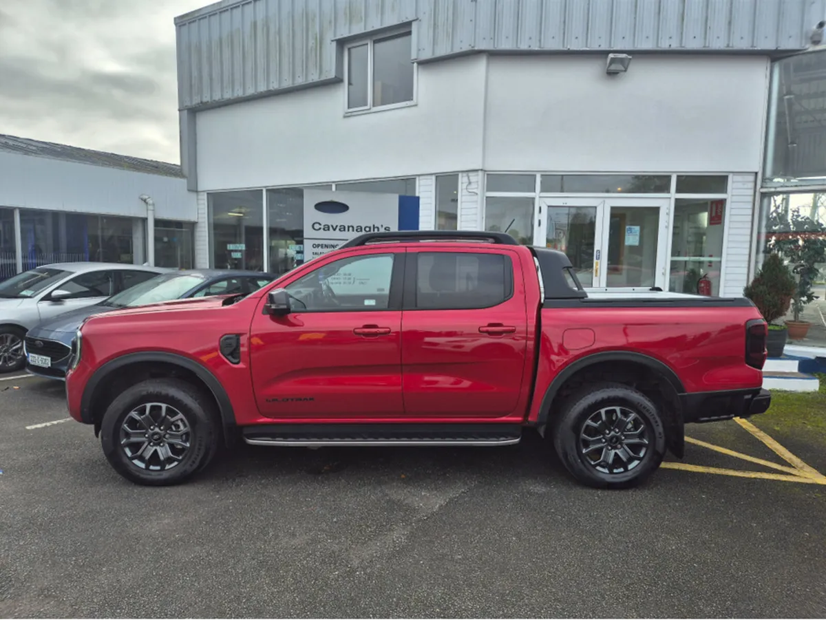 Ford Ranger WILDTRAK 3.0L TD ECOBLUE V6 24 - Image 2