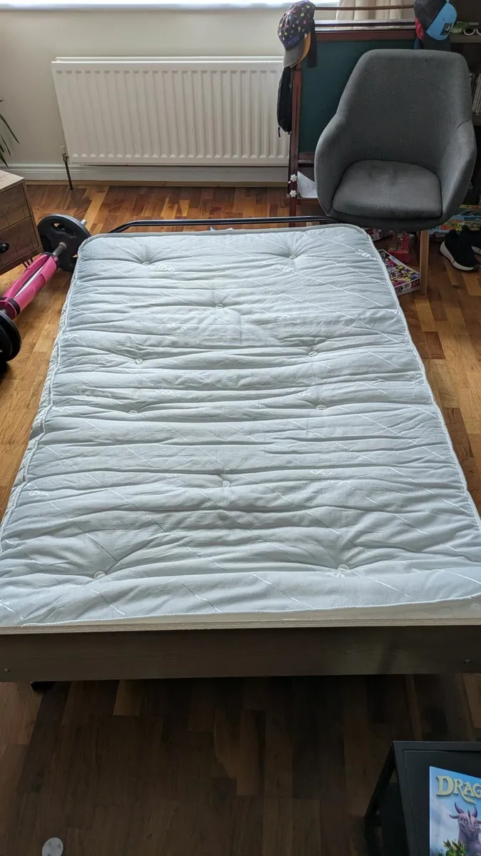 Small Double Folding Bed Jay Be - Image 2