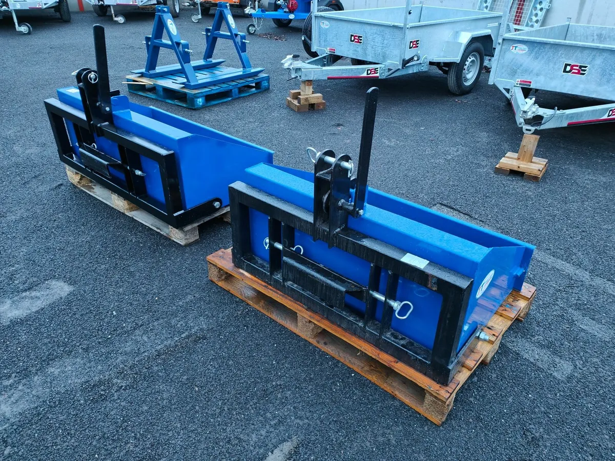 Linkboxs.  3ft,   &.  4ft in stock - Image 1