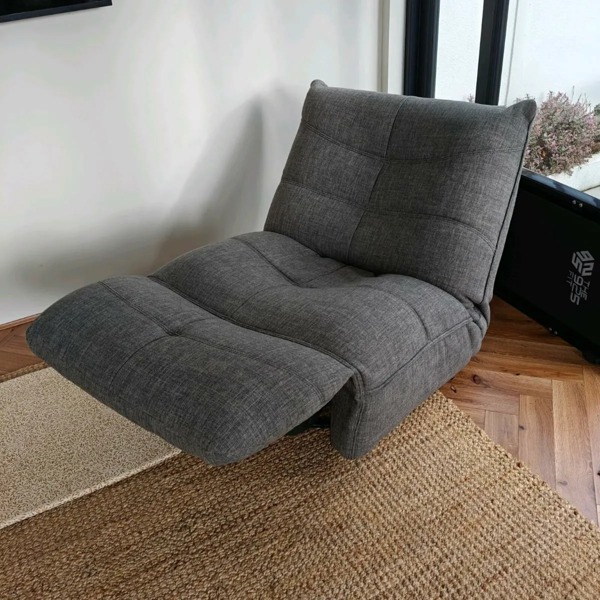 Clarkes Swivel Recliner Chair - Image 4