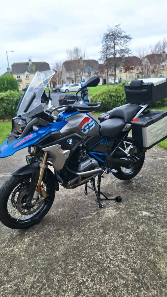 BMW R1200GS - Image 1
