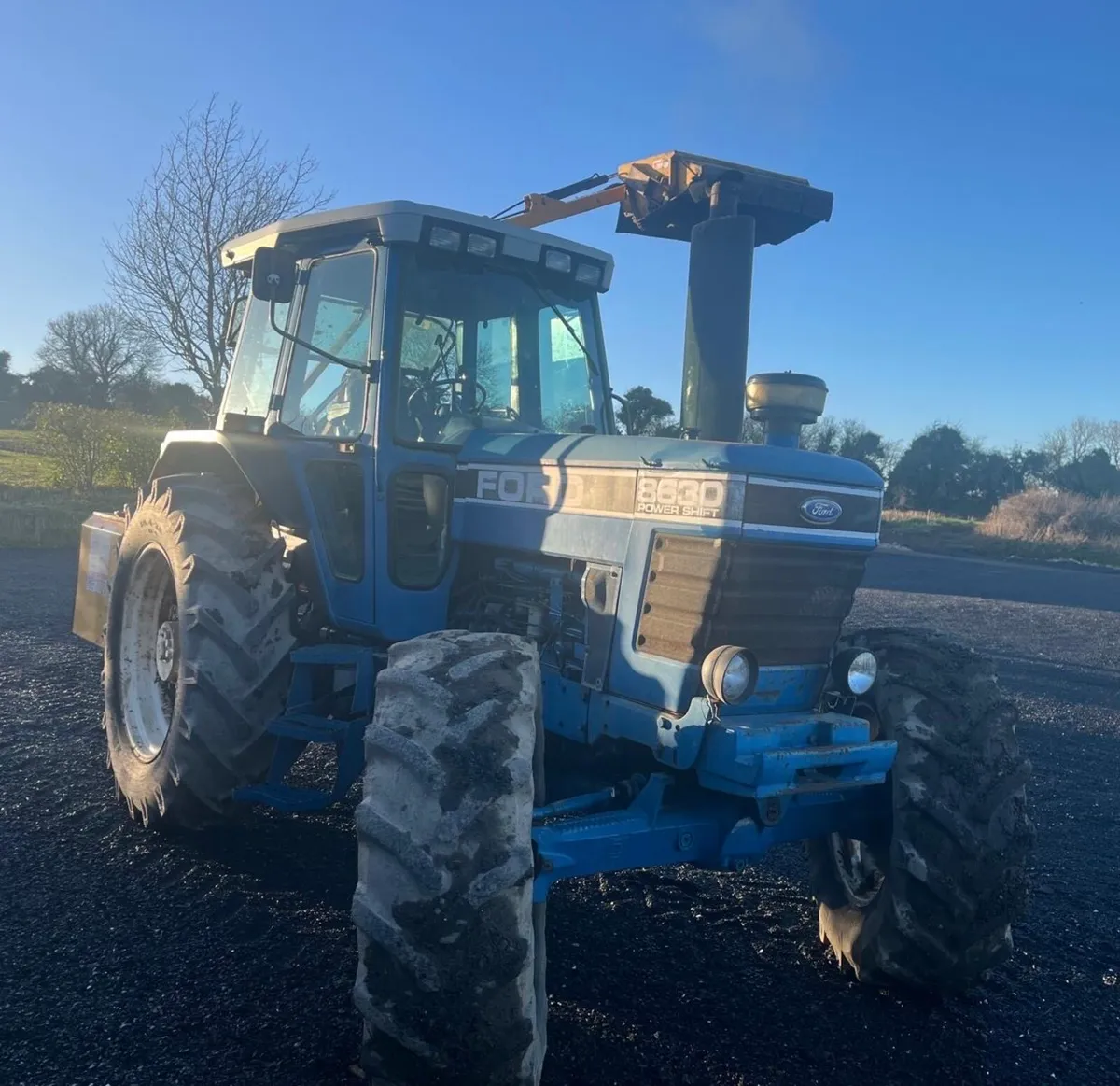 Ford 8630 - Image 2