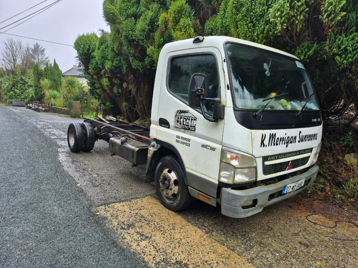 Mitsubishi Canter - Image 1