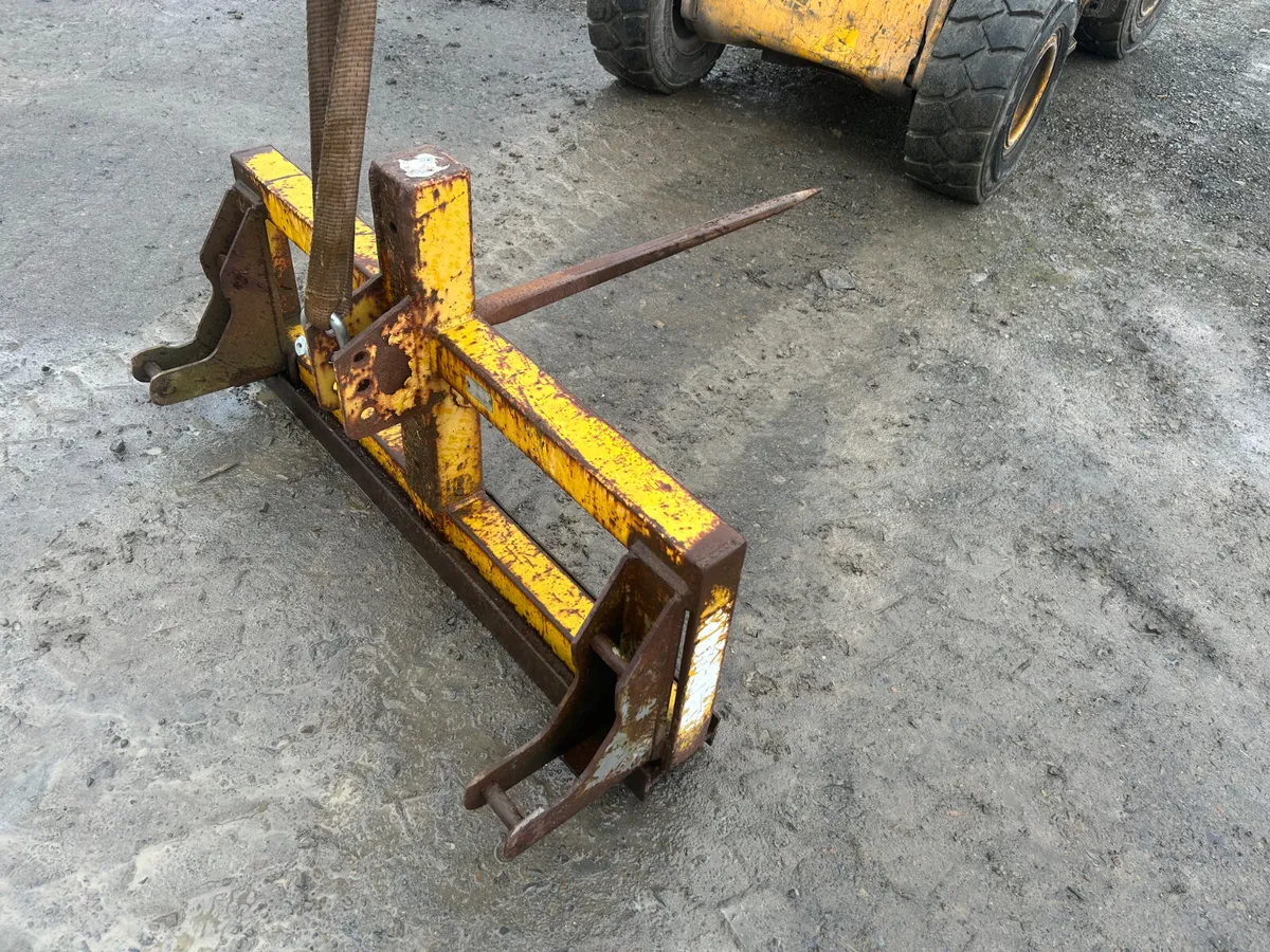 Front Loader Bale Spike - Image 1