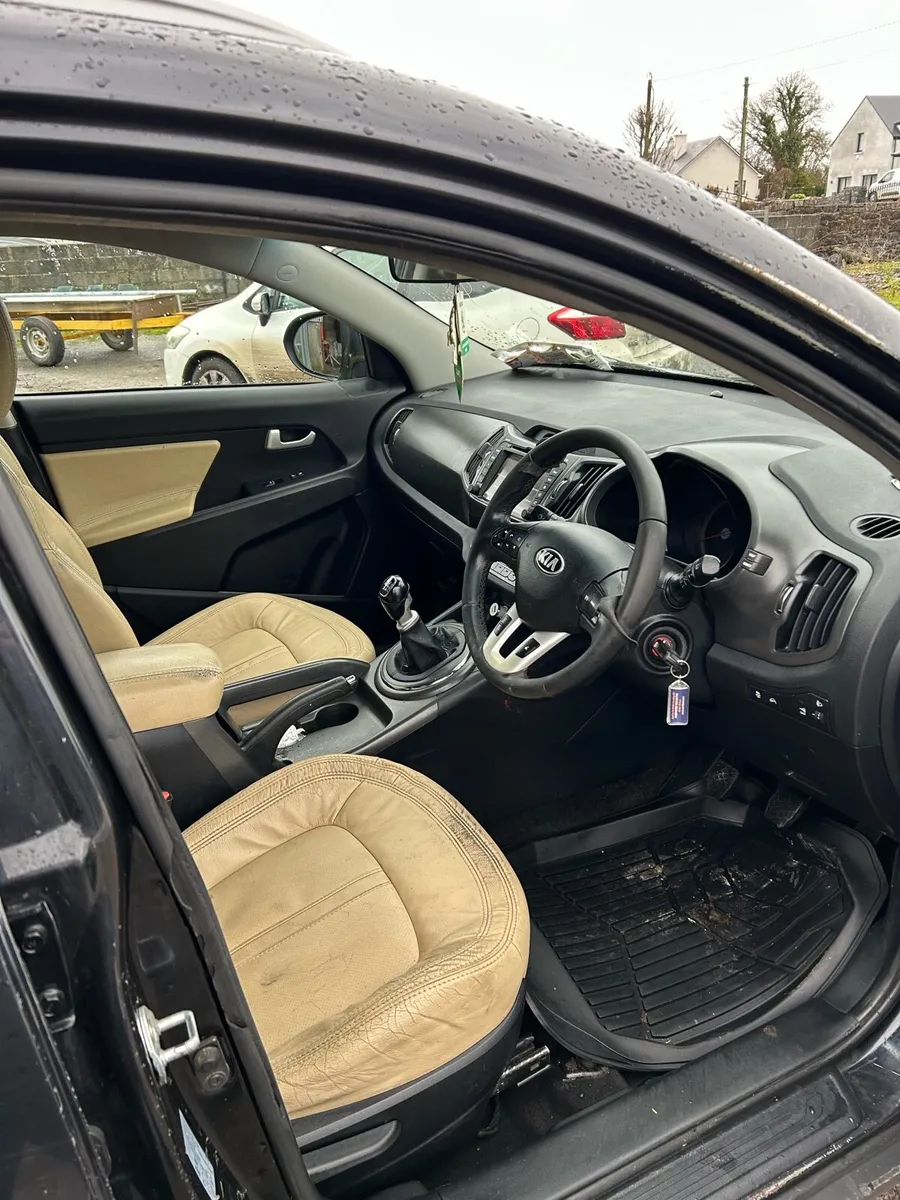 141 Kia sportage - Image 2