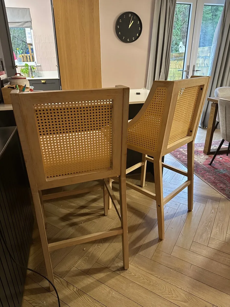 2 Bar stools - Image 1