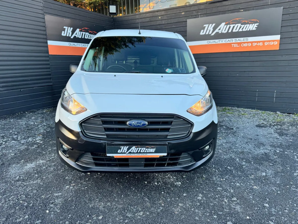 Ford Transit Connect BASE SWB 1.5 3 SEATER - Image 2