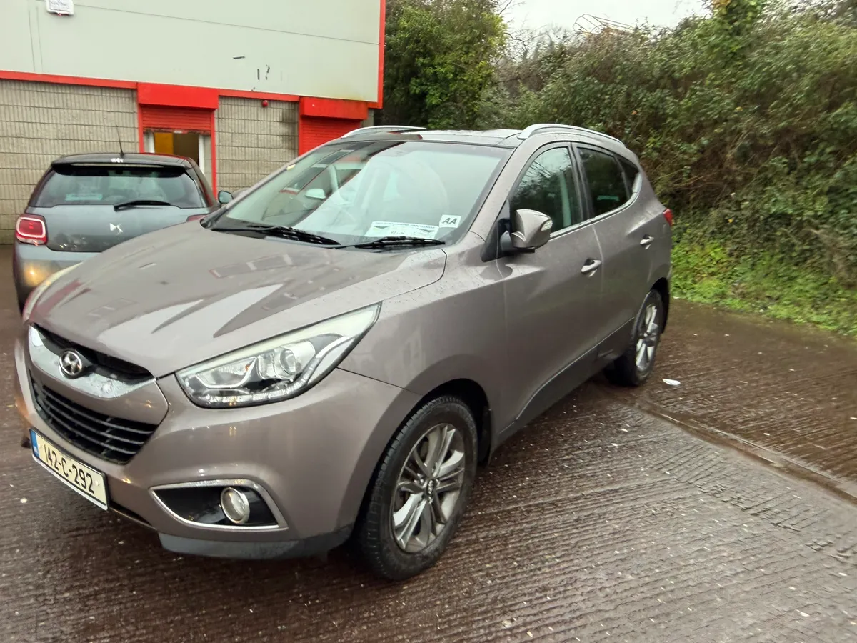141 Hyundai ix35 - Image 2