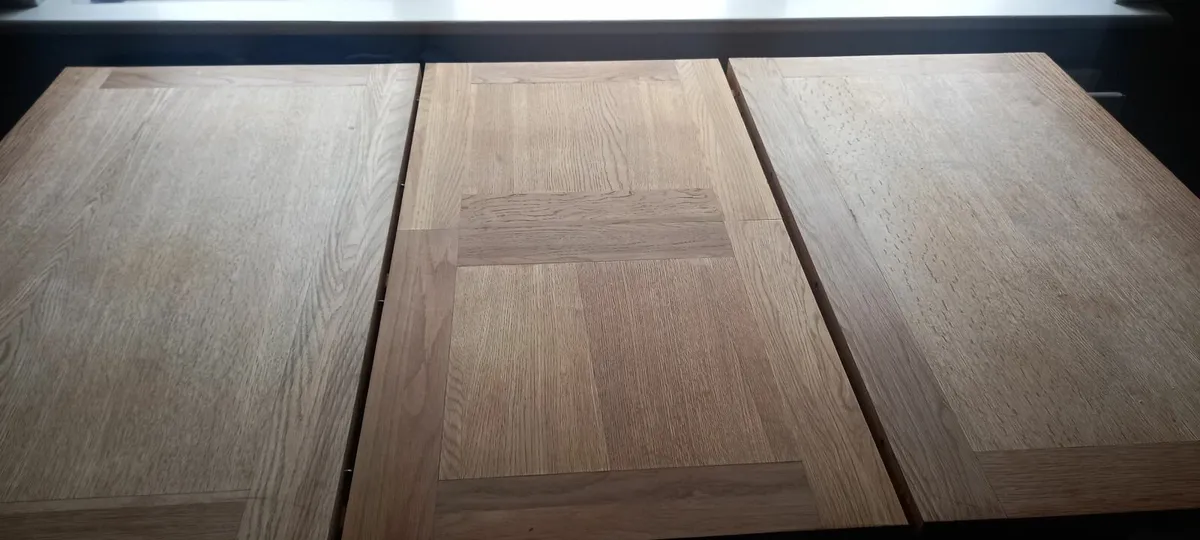 Kitchen table - Image 2