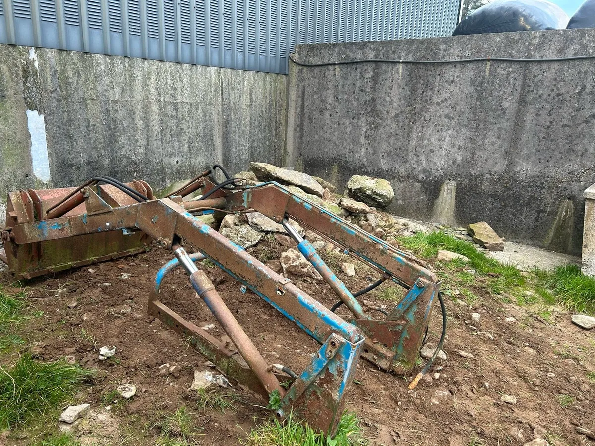 Tanco 968 Loader - Image 3