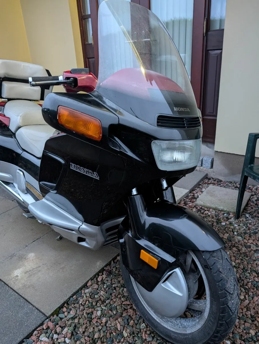 Honda PC800 Pacific Coast 1994 BLACK 45k Full MOT - Image 1