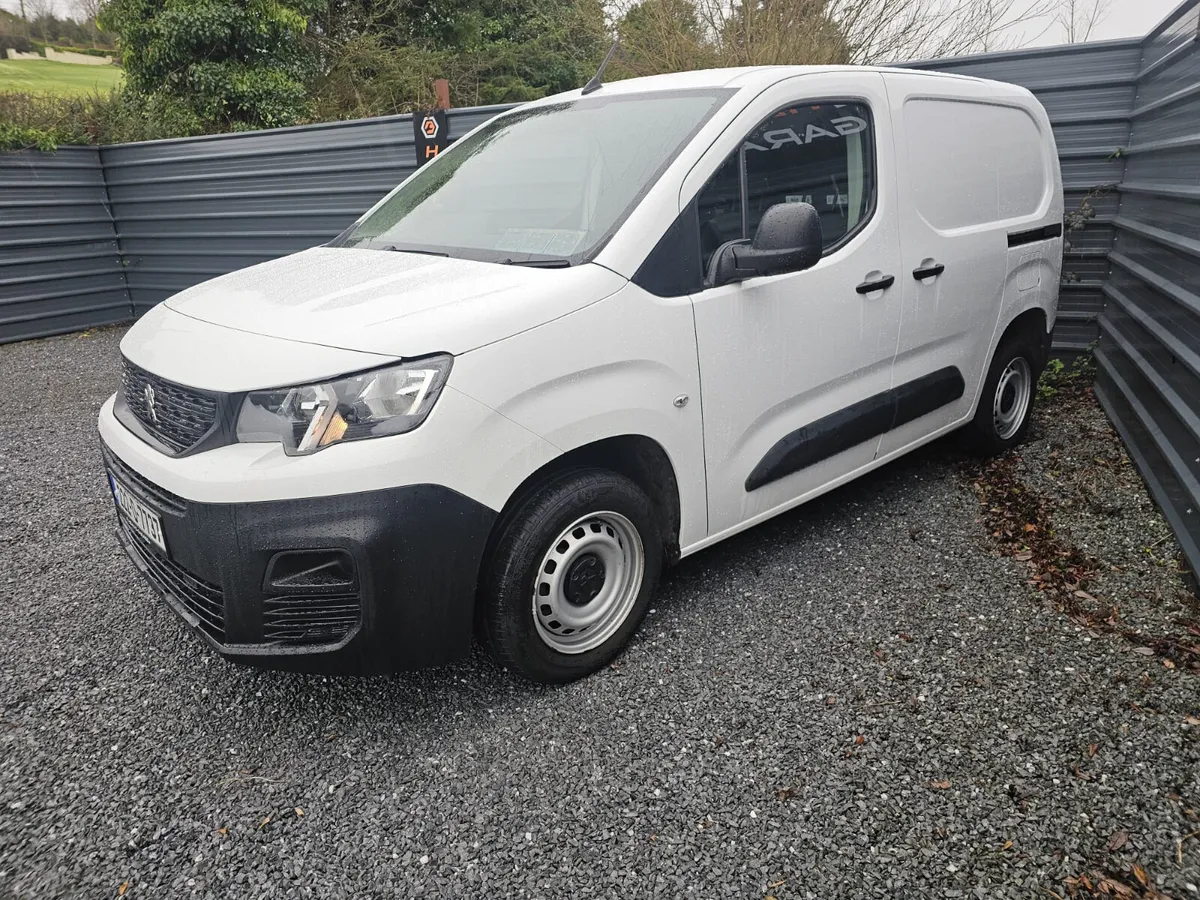 2022 Peugeot Partner - Image 3