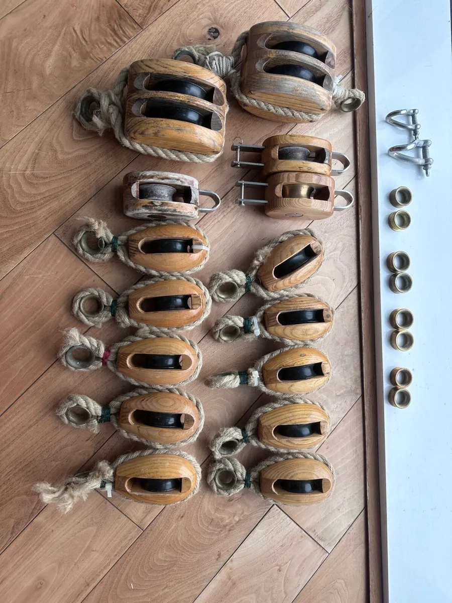 Wooden Classic Yacht Blocks - Image 1