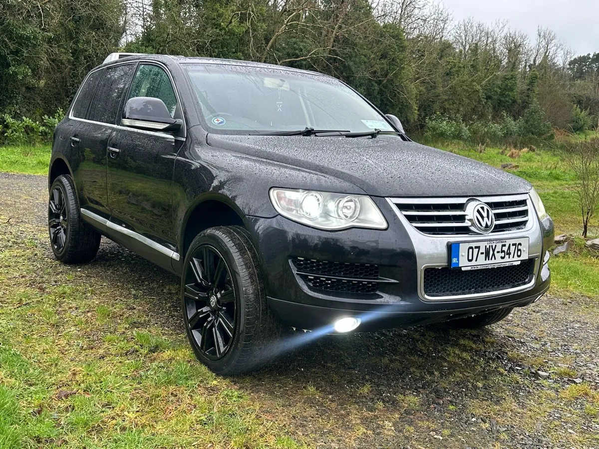 VW Touareg 3.0TDI V6 Crew Cab 5 Seats Tax&Test - Image 3