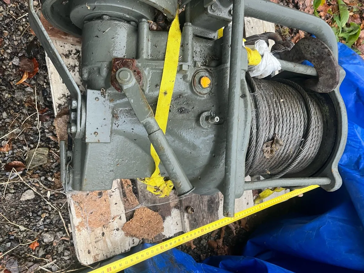Unimog Winch - Image 2