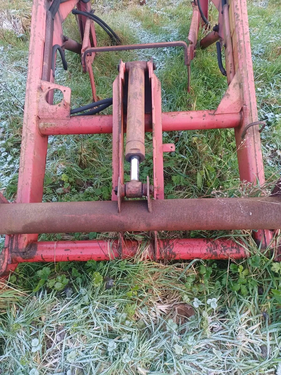Farm  machinery - Image 1