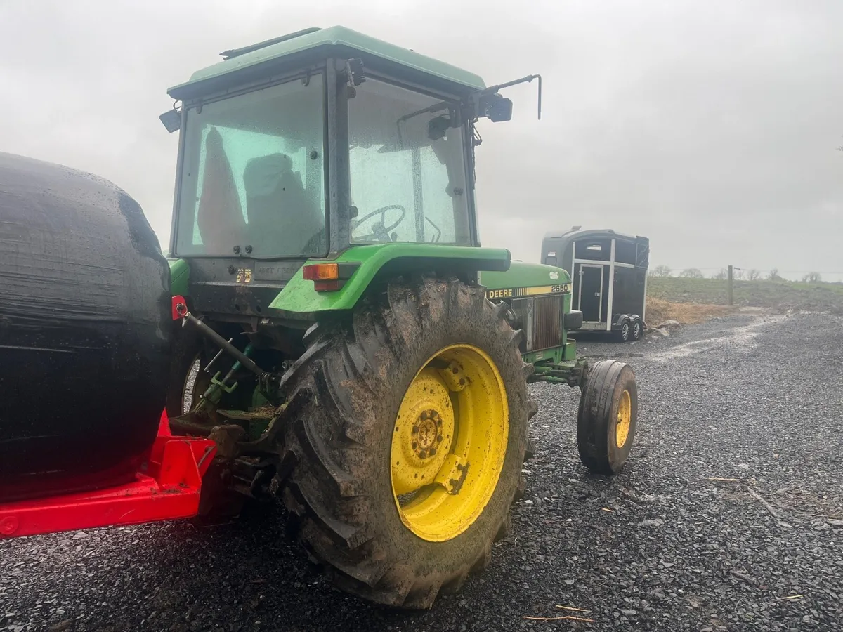 1990 John Deere 2650 - Image 3