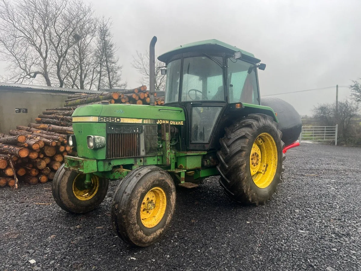 1990 John Deere 2650 - Image 1