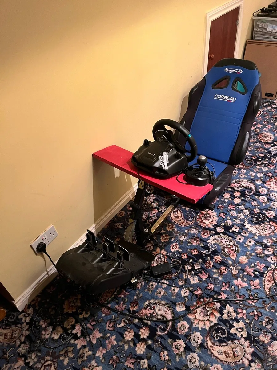 Logitech wheel, pedals, shifter and rig - Image 1