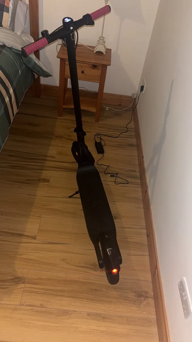 Electric scooter - Image 1