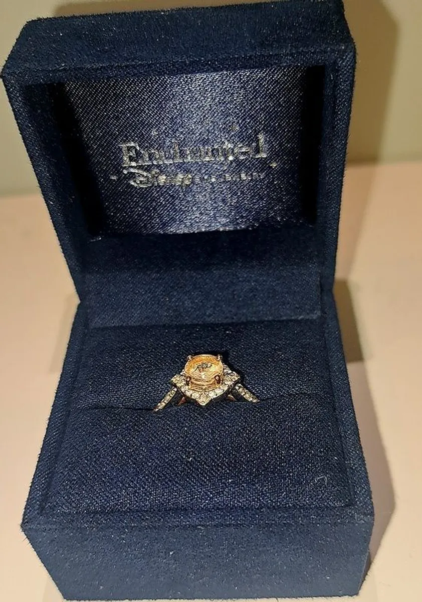 Zales enchanted disney morganite and diamond ring - Image 1