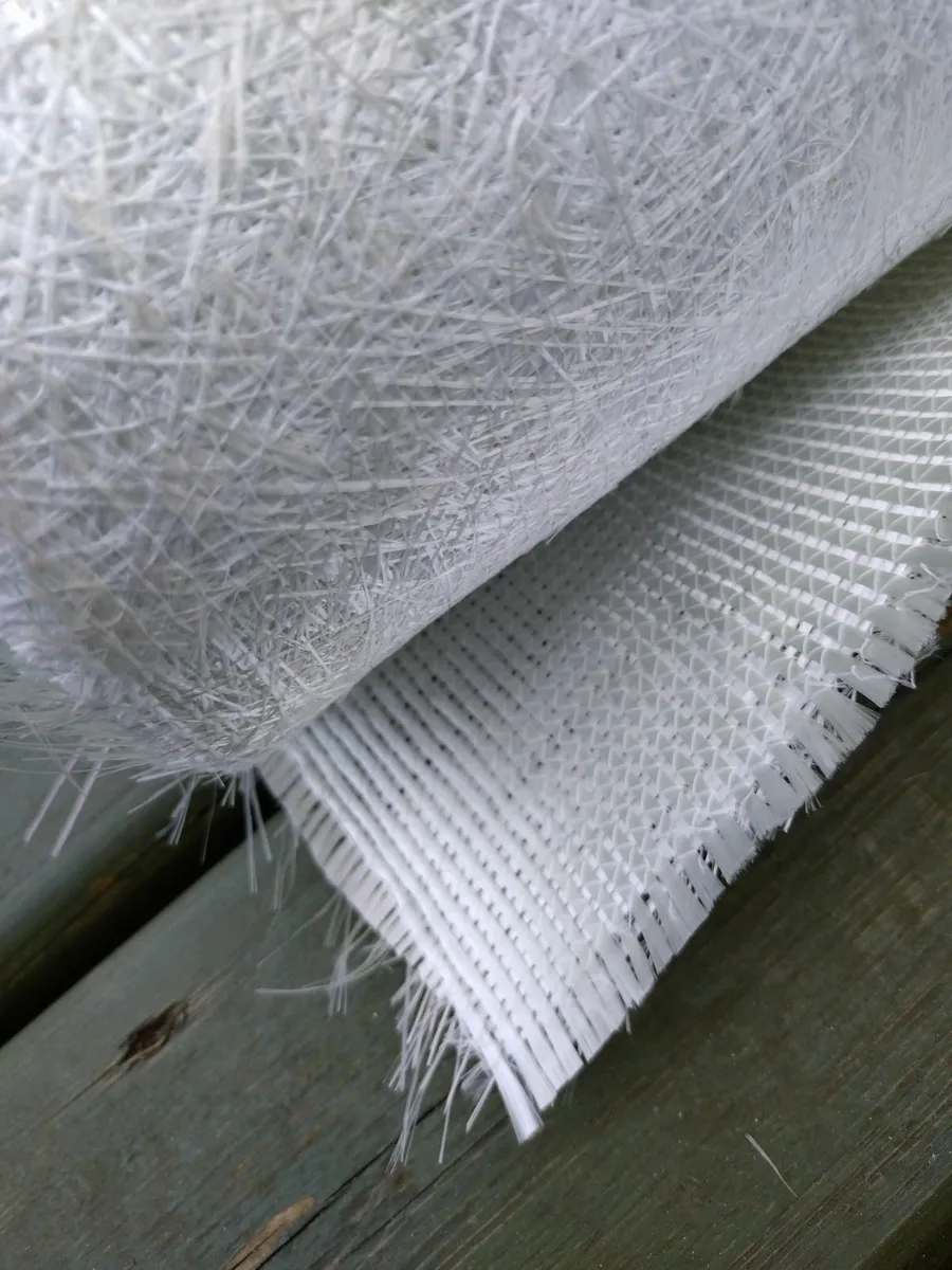 Fibreglass/fiberglass - Image 1