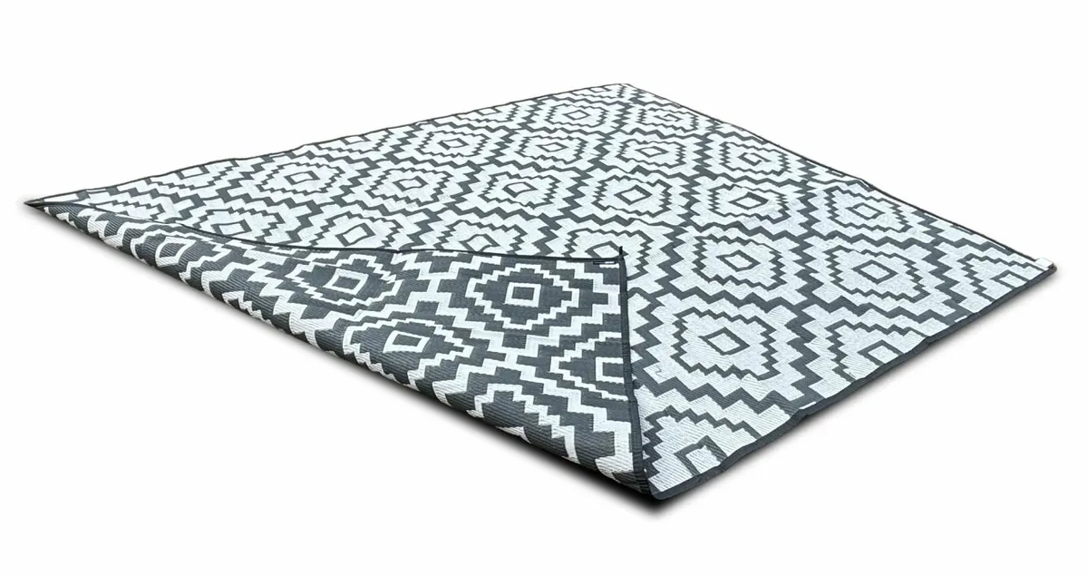 Aztec Awning Carpet - Image 1