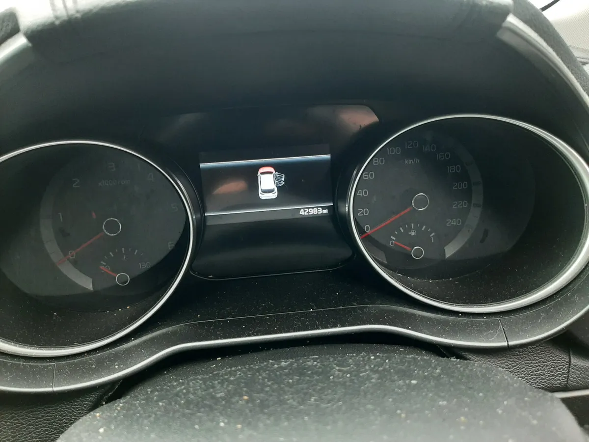 KIA CEED 2024 COMMERCIAL CAR / VAN - Image 4