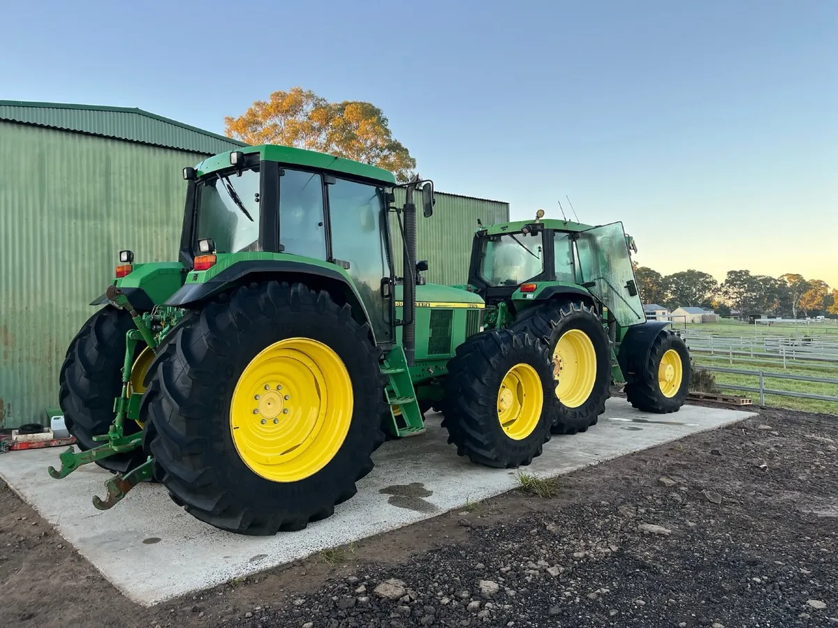 John Deere - Image 3